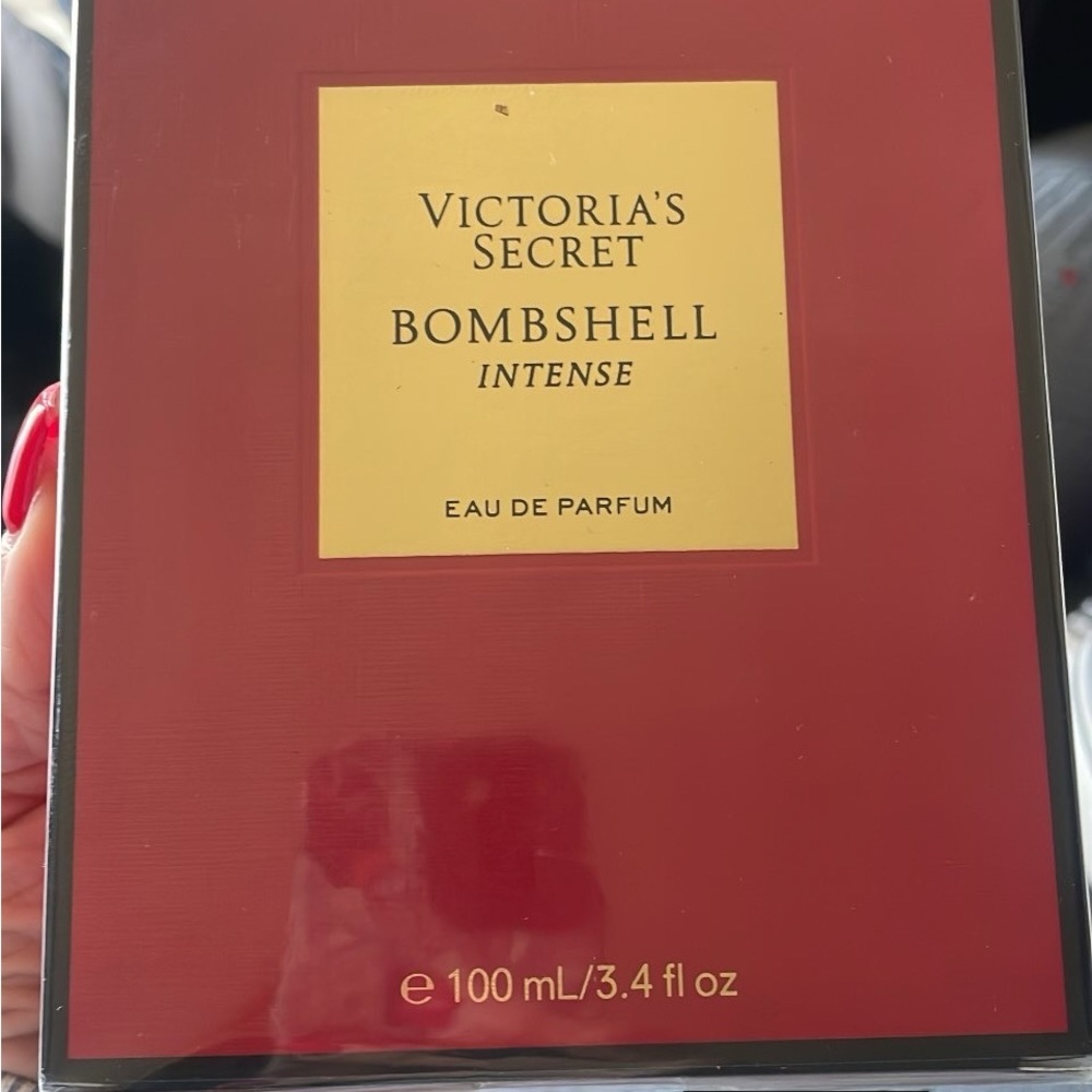 Victoria's Secret Bombshell Intense Eau de Parfum - Deep Red and Gold